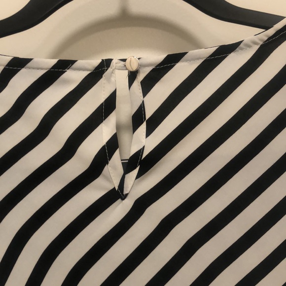 Calvin Klein Blouse - Picture 6 of 8